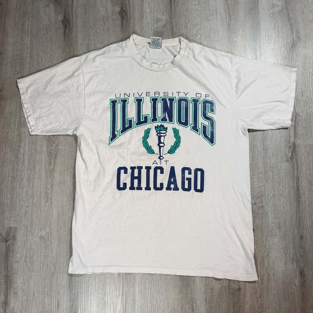 Mens Vintage Gear For Sports University of Illinois at Chicago T-Shirt XL